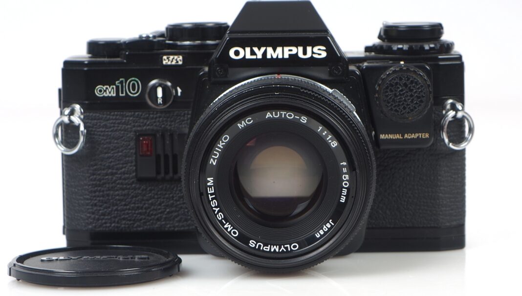Aparat fotograficzny Olympus OM10 +Zuiko 50mm 1.8