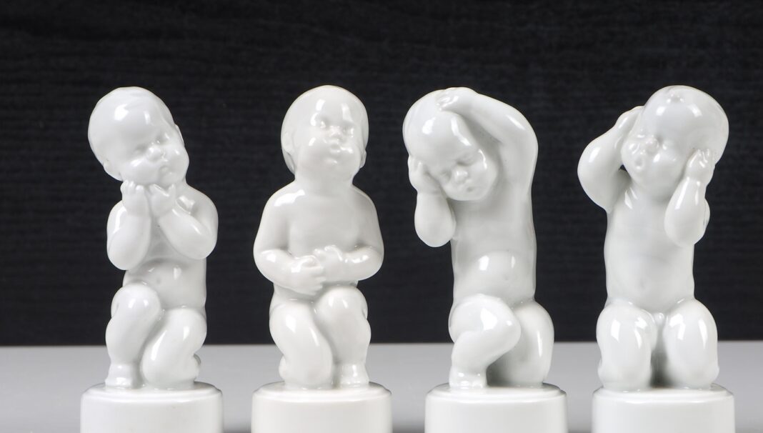 Zestaw 4 figurek porcelanowa 