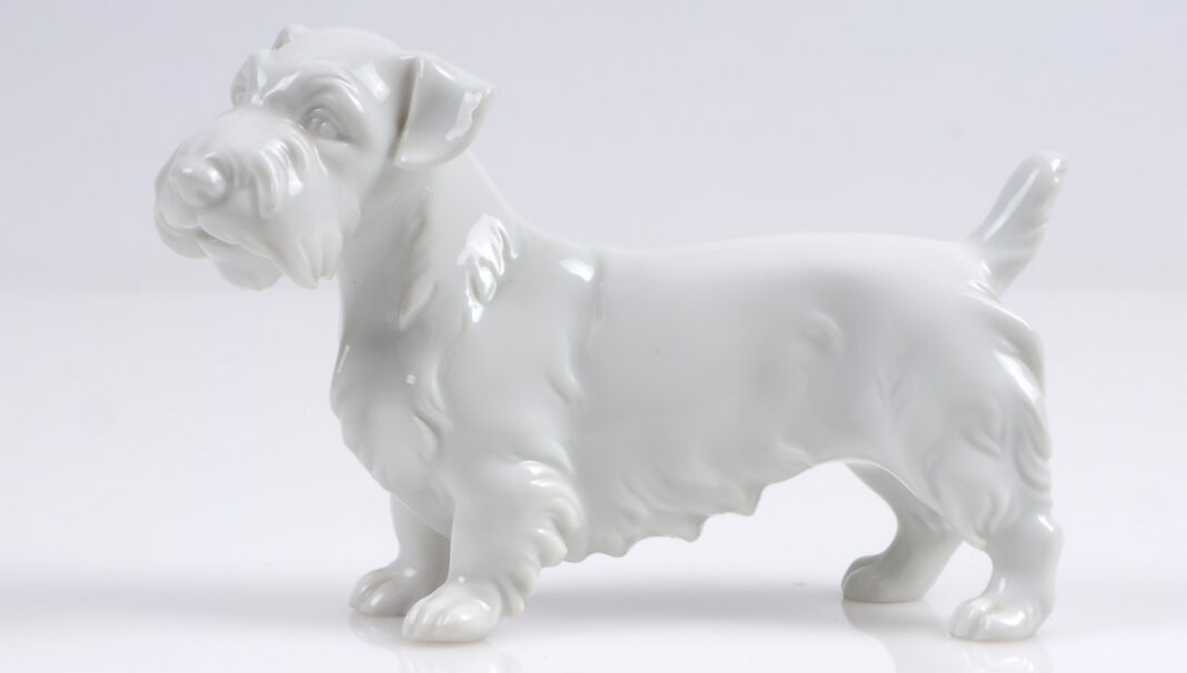 Figurka porcelanowa TERRIER Augarten Wien, Austria lata 20/30-te