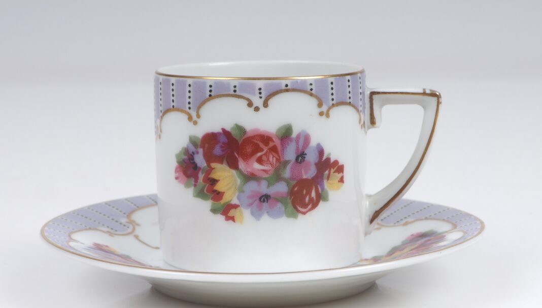 Art deco filiżanka porcelanowa do mokki  Schlackenwerth/Jos.Bock Wien VI, lata 30-te